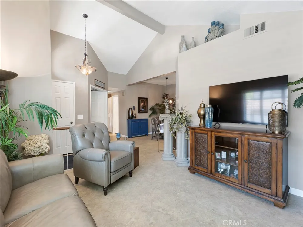 424 Country Club Drive #A Simi Valley, CA 93065
