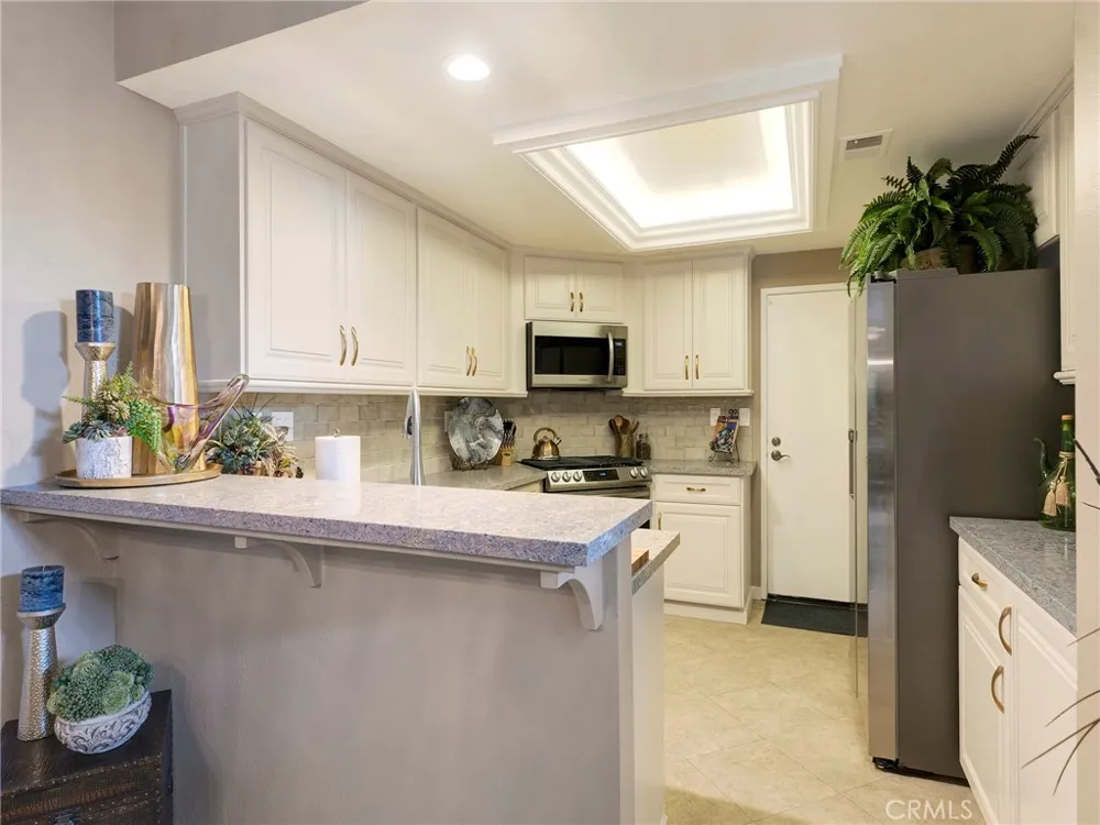 424 Country Club Drive #A Simi Valley, CA 93065