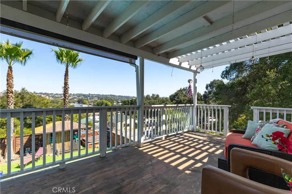 2245 Vine Street Paso Robles, CA 93446