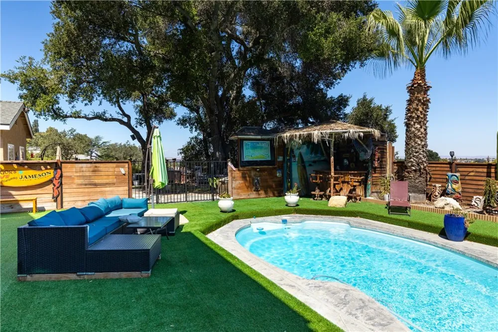 2245 Vine Street Paso Robles, CA 93446
