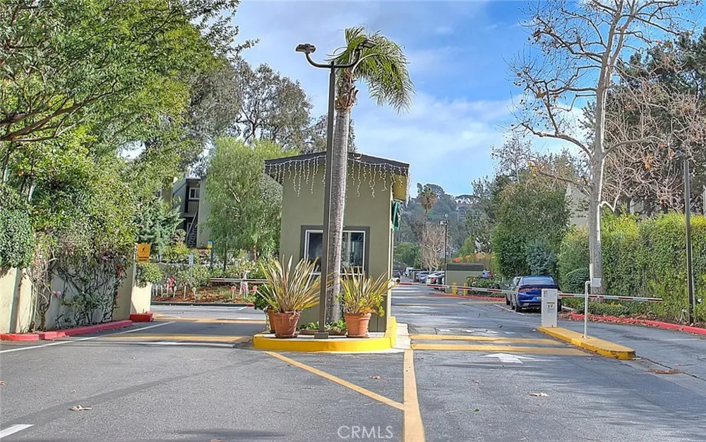 4822 Hollow Corner #177 Culver City, CA 90230
