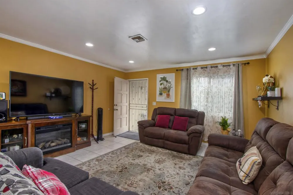 828 Hollister #A San Diego, CA 92154