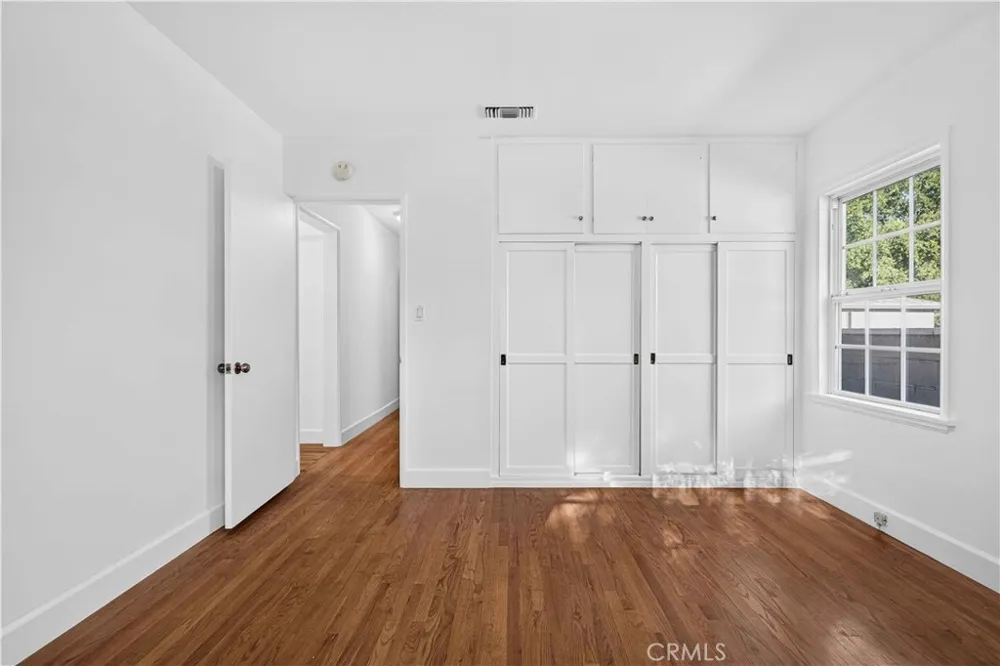 3064 Verdugo Road Glendale, CA 91208
