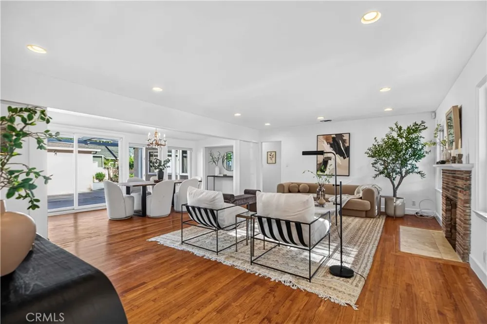 3064 Verdugo Road Glendale, CA 91208