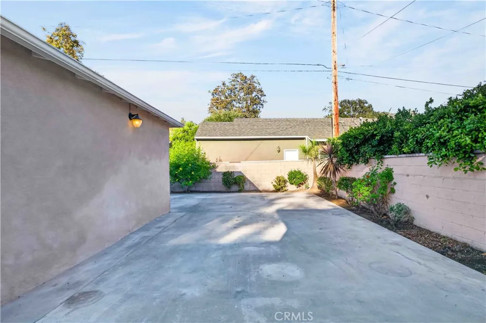 3064 Verdugo Road Glendale, CA 91208