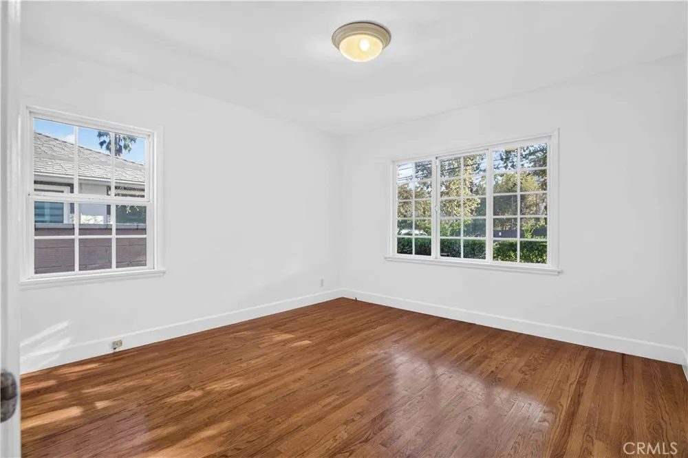 3064 Verdugo Road Glendale, CA 91208