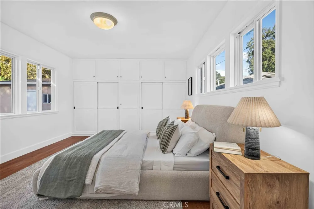 3064 Verdugo Road Glendale, CA 91208