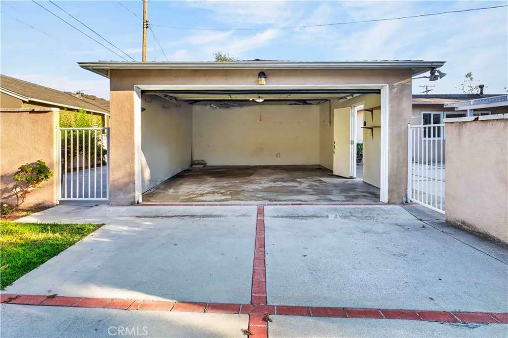 3064 Verdugo Road Glendale, CA 91208