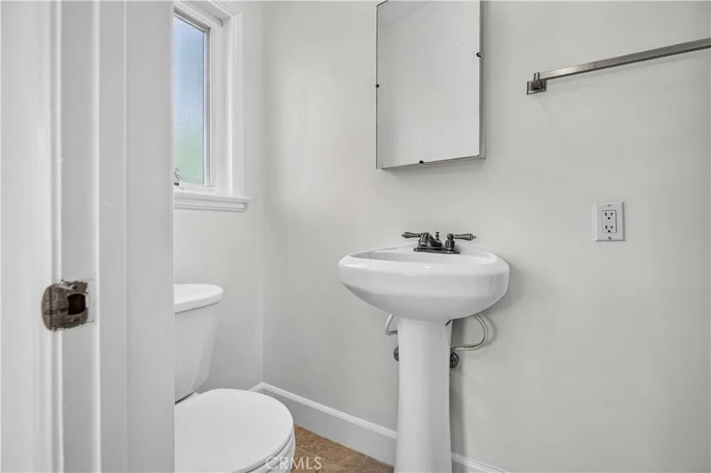 3064 Verdugo Road Glendale, CA 91208