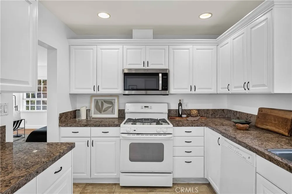 3064 Verdugo Road Glendale, CA 91208
