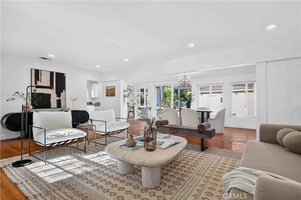 3064 Verdugo Road Glendale, CA 91208