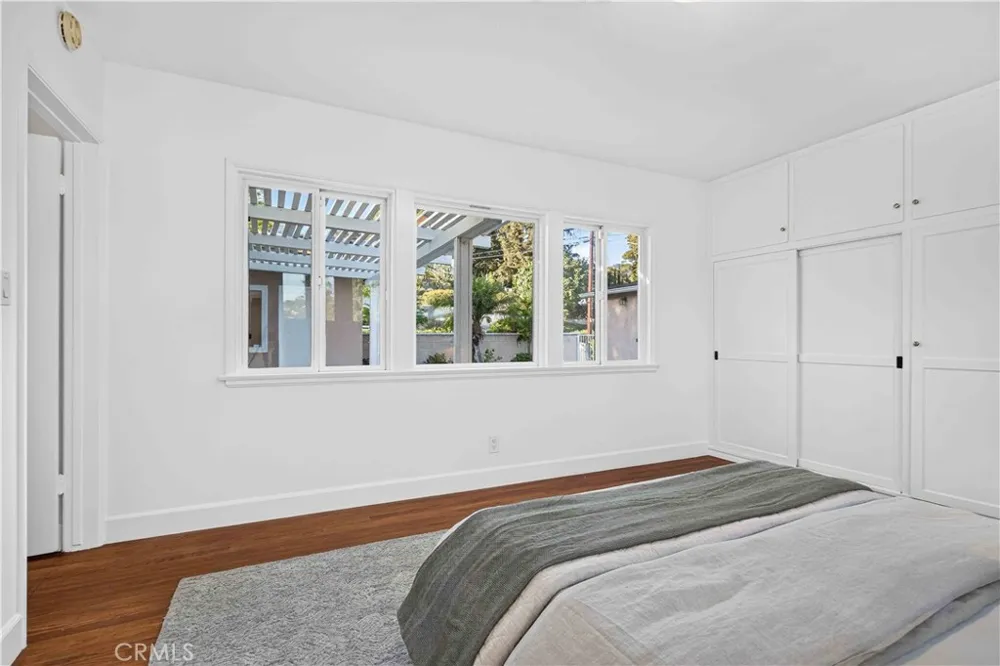 3064 Verdugo Road Glendale, CA 91208