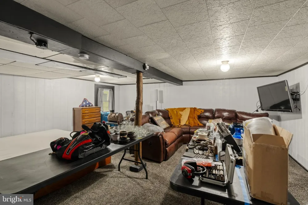 426 E 28TH DIVISION HIGHWAY Lititz, PA 17543
