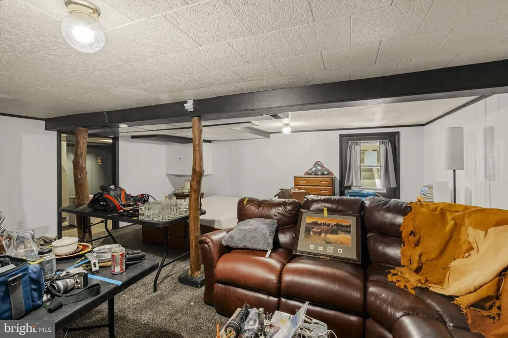 426 E 28TH DIVISION HIGHWAY Lititz, PA 17543
