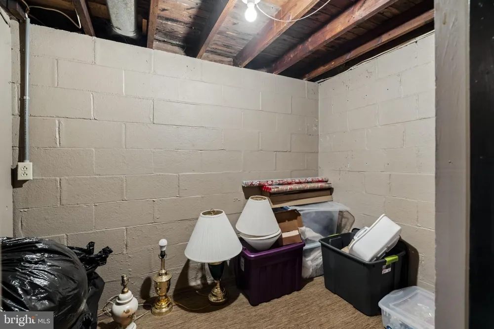 426 E 28TH DIVISION HIGHWAY Lititz, PA 17543