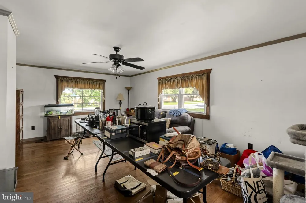 426 E 28TH DIVISION HIGHWAY Lititz, PA 17543