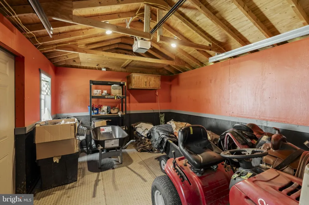 426 E 28TH DIVISION HIGHWAY Lititz, PA 17543