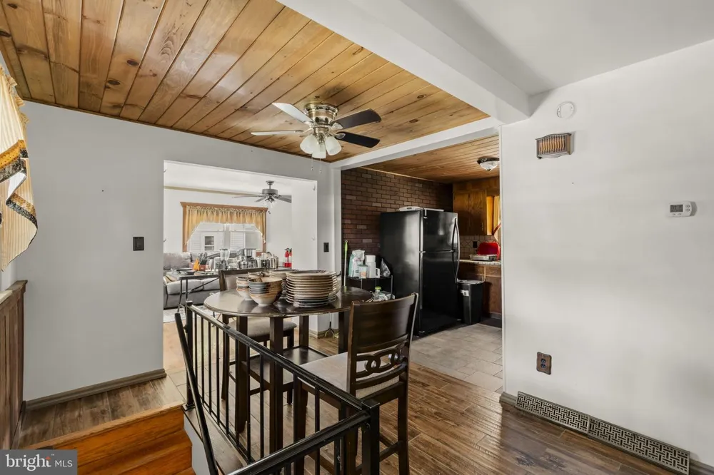 426 E 28TH DIVISION HIGHWAY Lititz, PA 17543