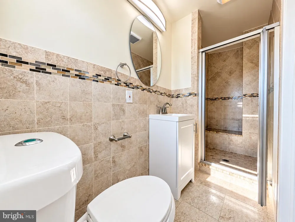 302 S CHESTER AVENUE Delran, NJ 08075