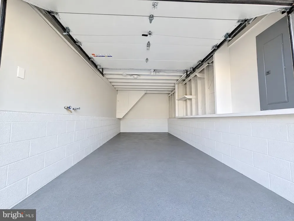 302 S CHESTER AVENUE Delran, NJ 08075