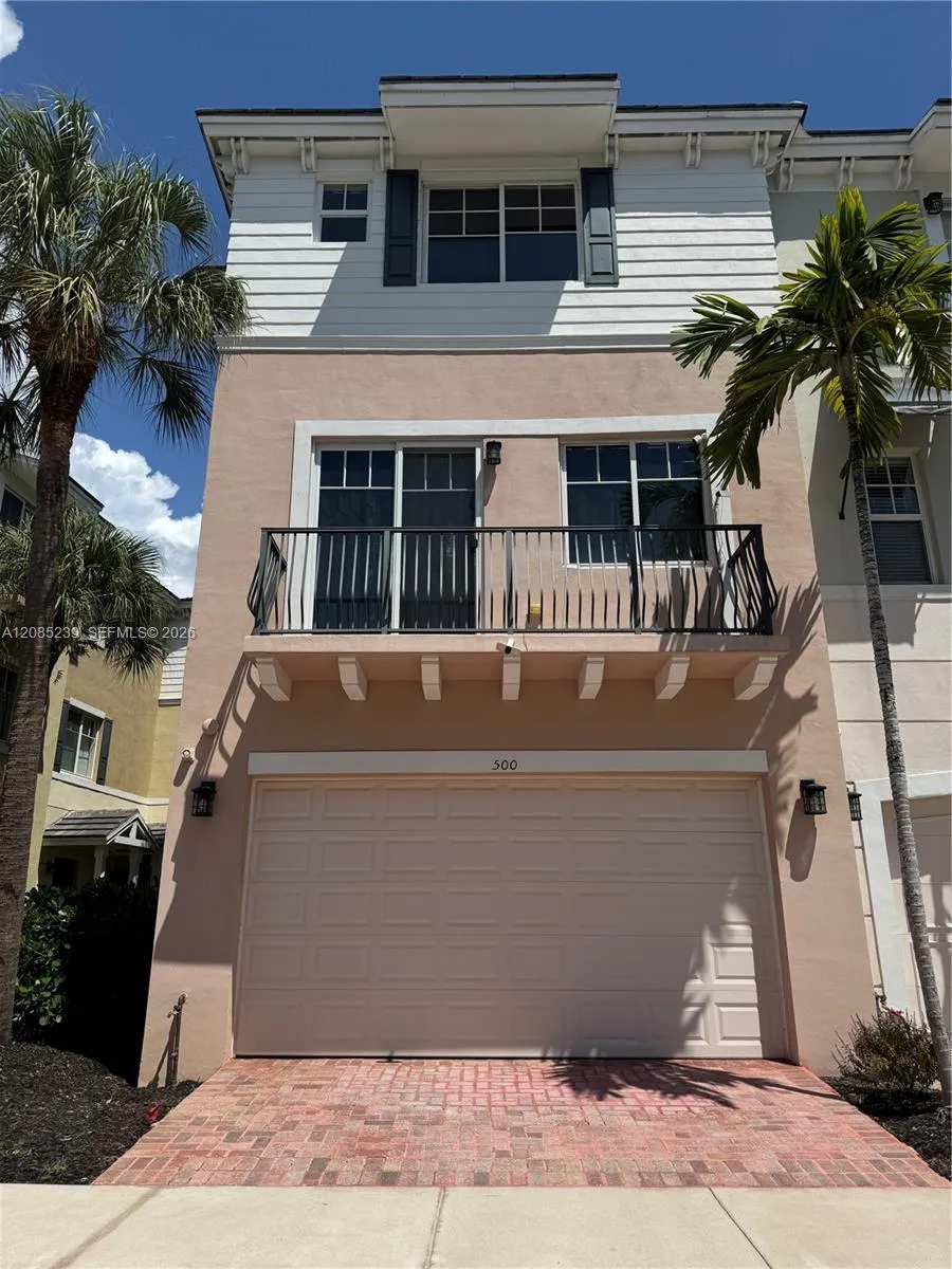 500 NW 39th Cir Boca Raton, FL 33431