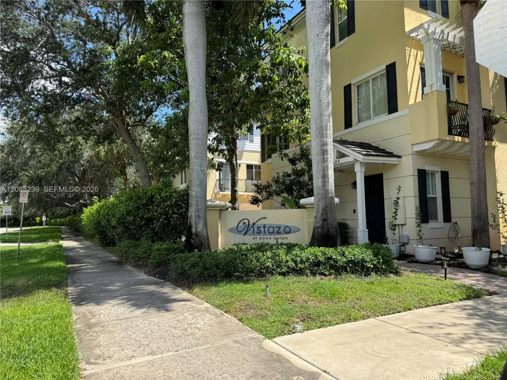 500 NW 39th Cir Boca Raton, FL 33431