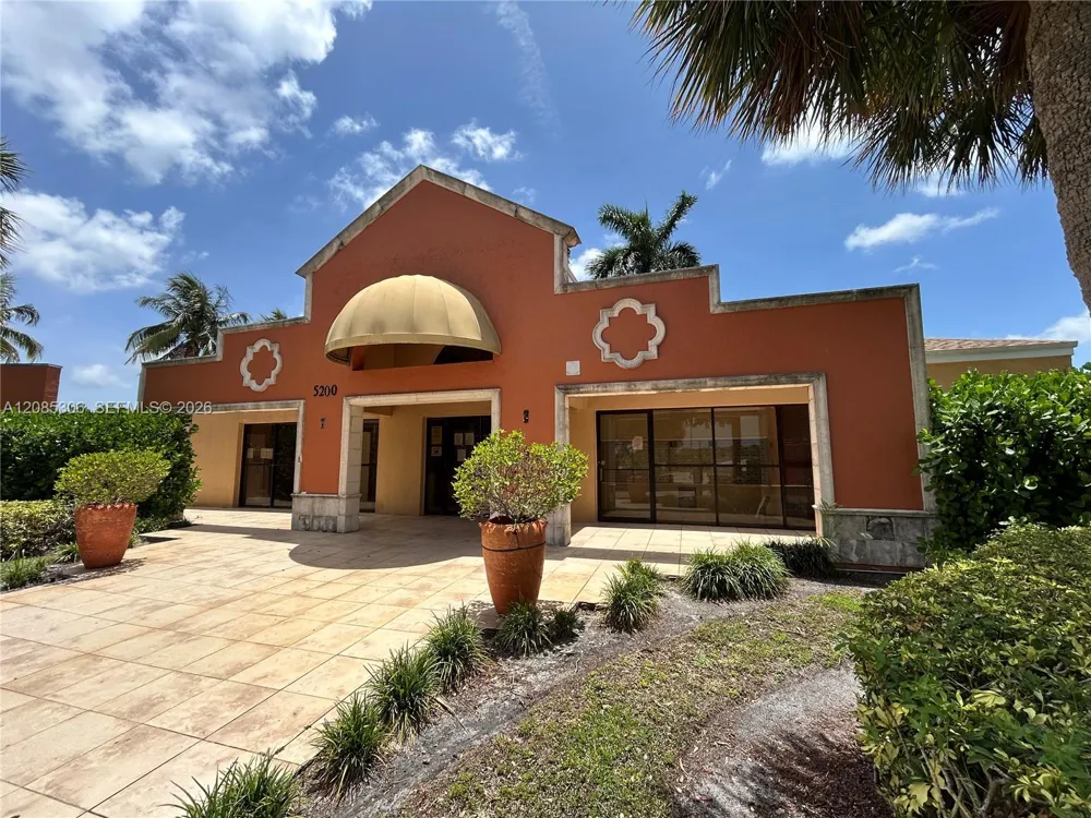5200 NW 31st Ave #53 Fort Lauderdale, FL 33309