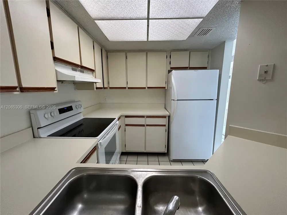 5200 NW 31st Ave #53 Fort Lauderdale, FL 33309