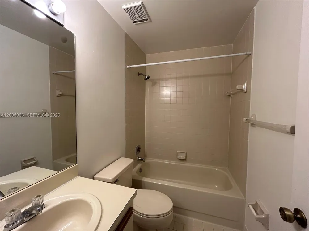 5200 NW 31st Ave #53 Fort Lauderdale, FL 33309