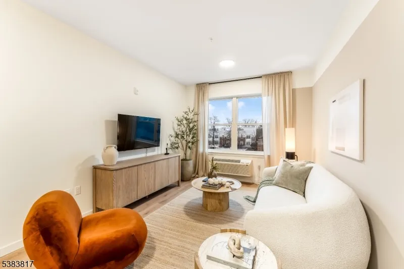 431 Dr Mlk Jr Blvd #504 Unit 504 East Orange City, NJ 07018