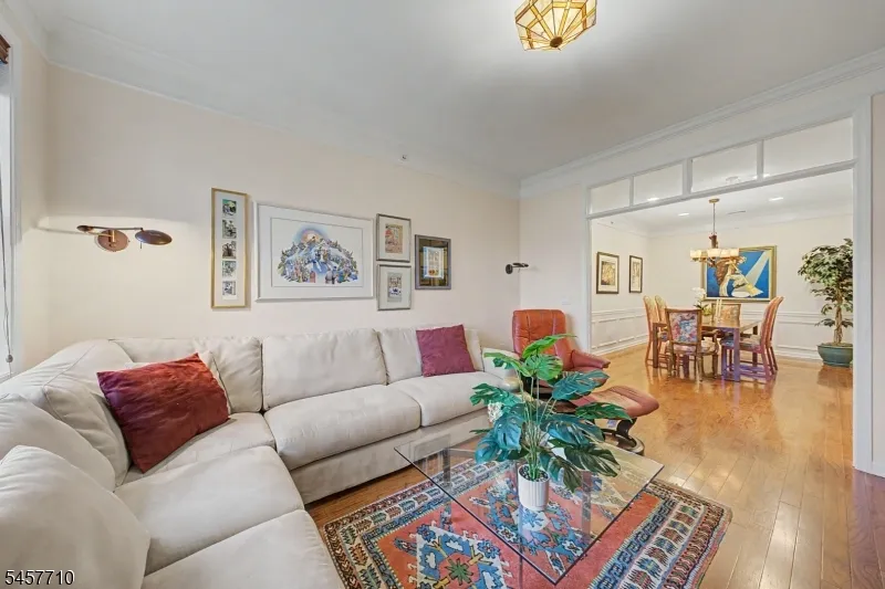 4421 Warrens Way Wanaque, NJ 07465