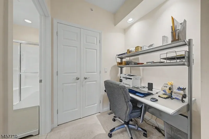 4421 Warrens Way Wanaque, NJ 07465