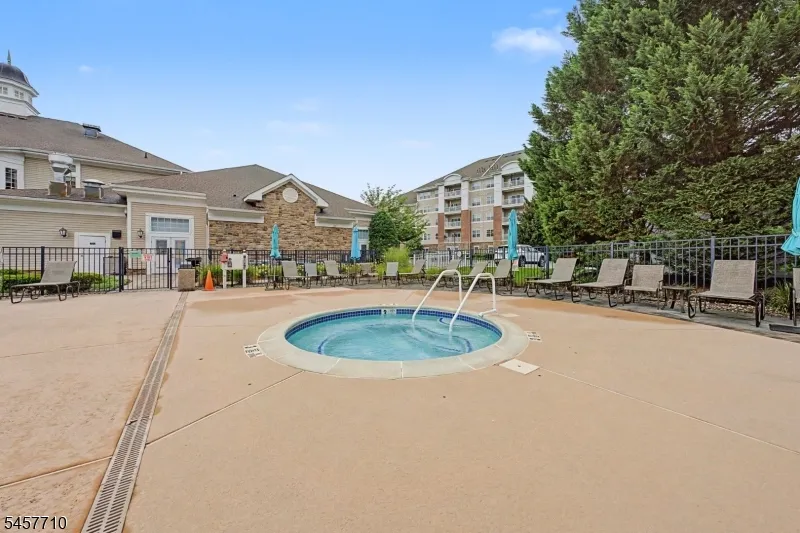 4421 Warrens Way Wanaque, NJ 07465