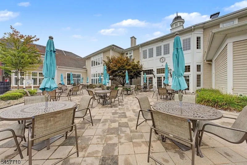4421 Warrens Way Wanaque, NJ 07465