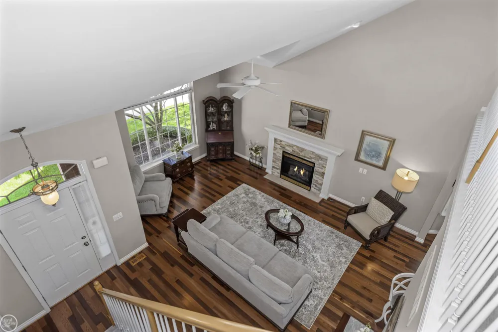 22800 Amber River Drive Macomb Township, MI 48042