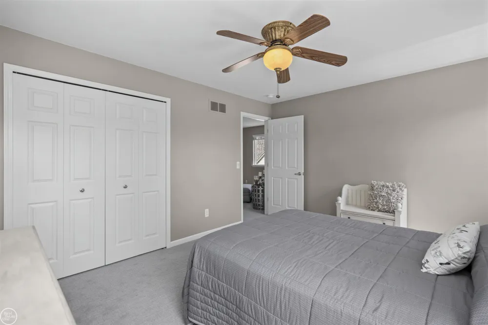 22800 Amber River Drive Macomb Township, MI 48042