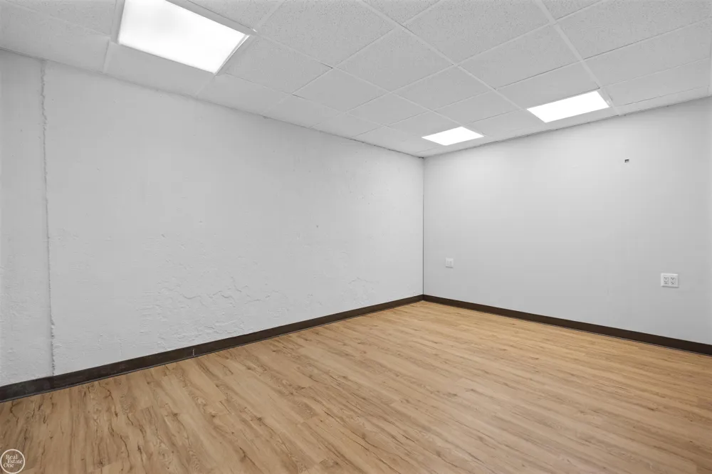 22800 Amber River Drive Macomb Township, MI 48042
