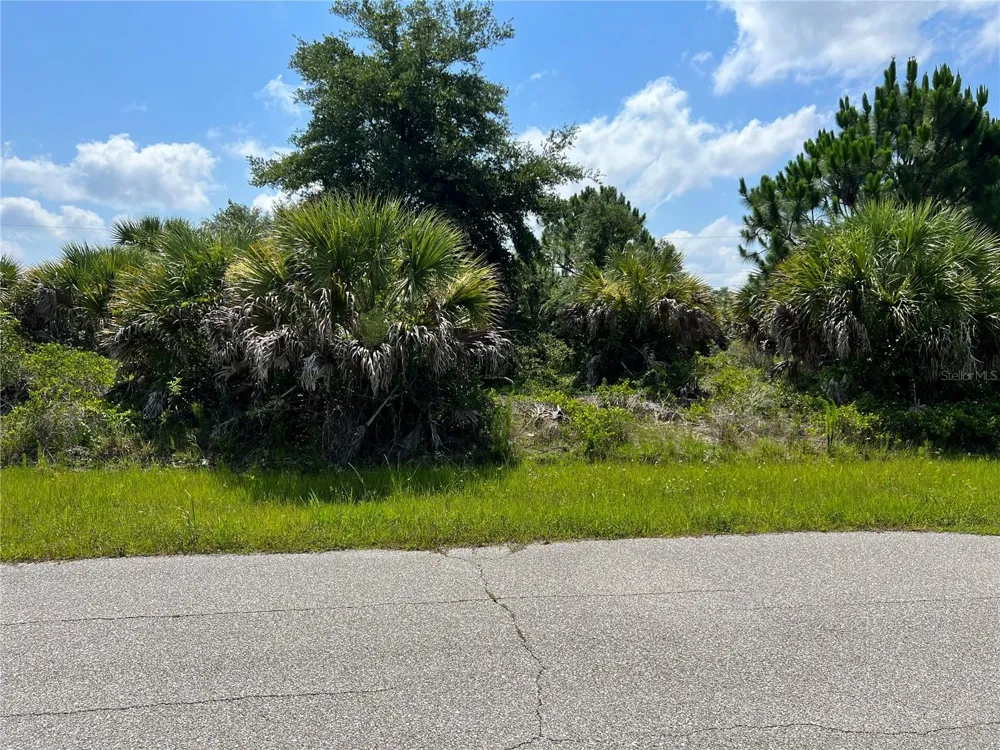 7020 HAWKSBURY STREET Englewood, FL 34224