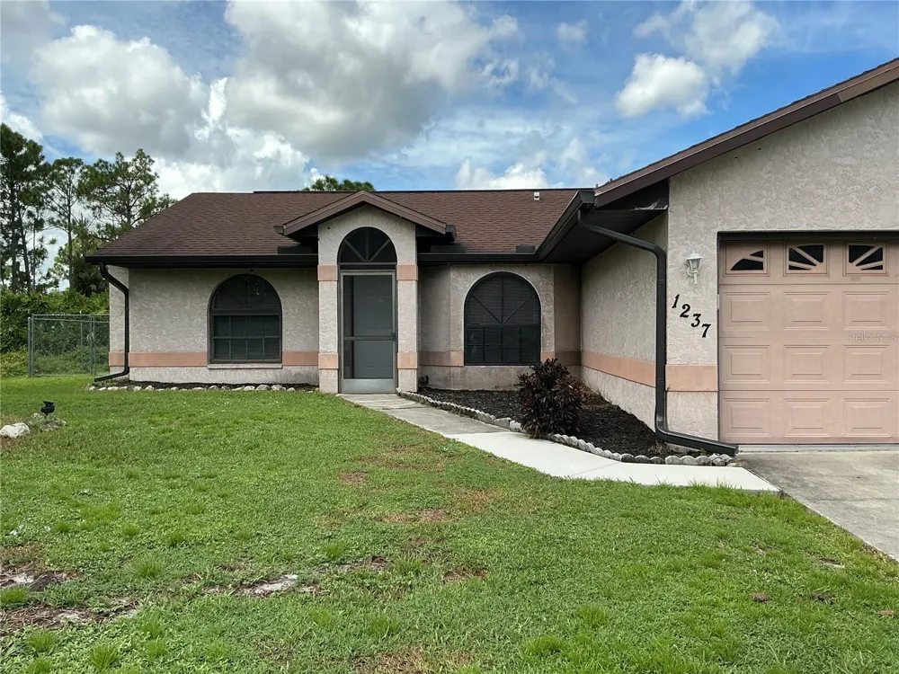 1237 CRANBERRY BOULEVARD North Port, FL 34286
