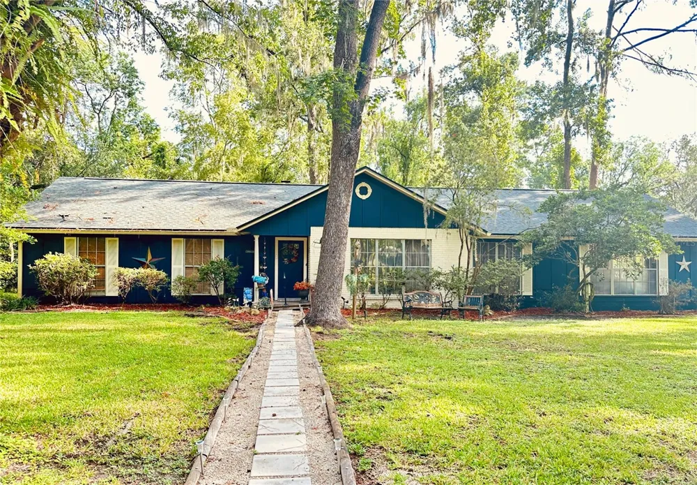 8614 SW 1ST AVENUE Gainesville, FL 32607