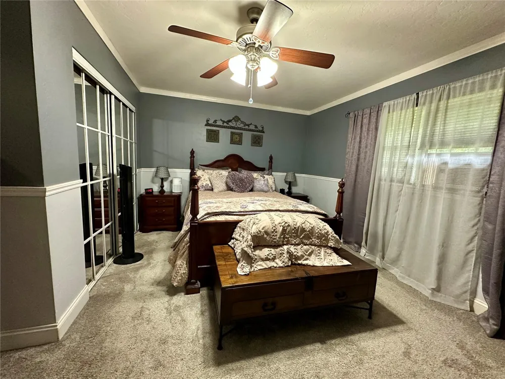 8614 SW 1ST AVENUE Gainesville, FL 32607