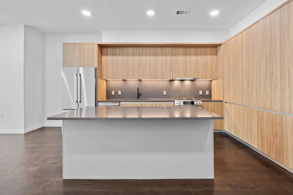 2209 S 1st Street #121 Austin, TX 78704