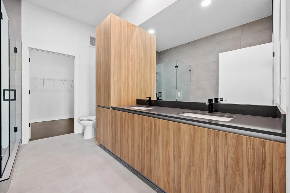 2209 S 1st Street #121 Austin, TX 78704