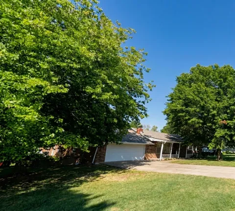 106 Angus Drive
