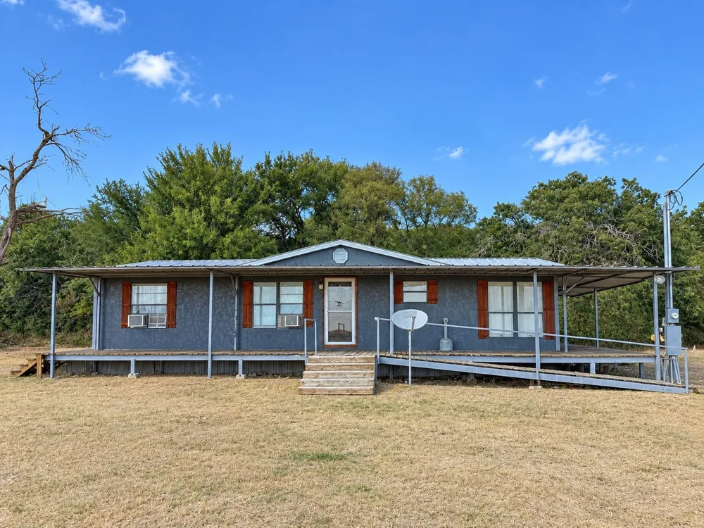 1024 Keller Road Mineral Wells, TX 76067