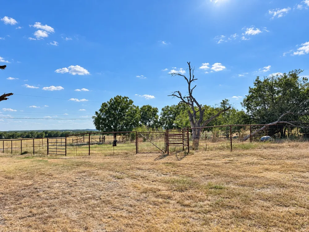 1024 Keller Road Mineral Wells, TX 76067