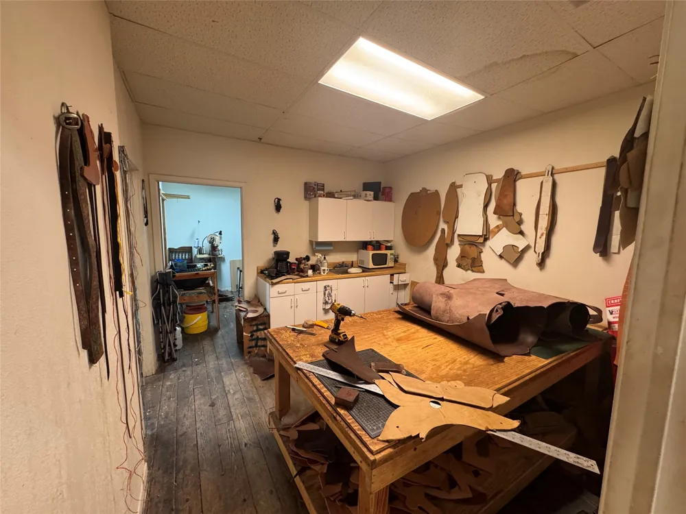 201 E Crockett Street Gordon, TX 76066