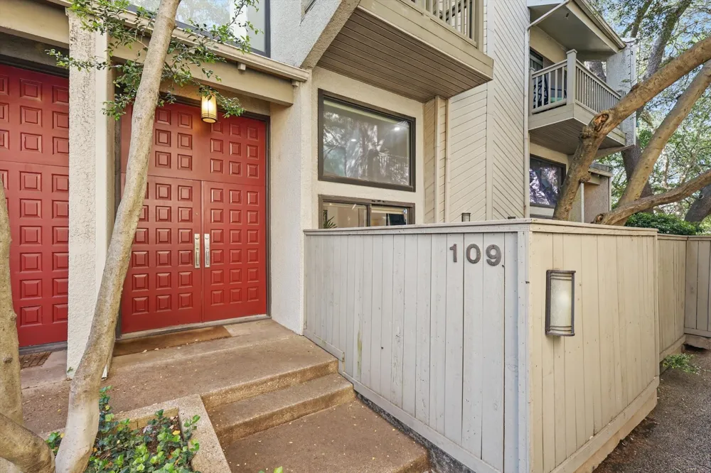4310 Bowser Avenue #109 Dallas, TX 75219