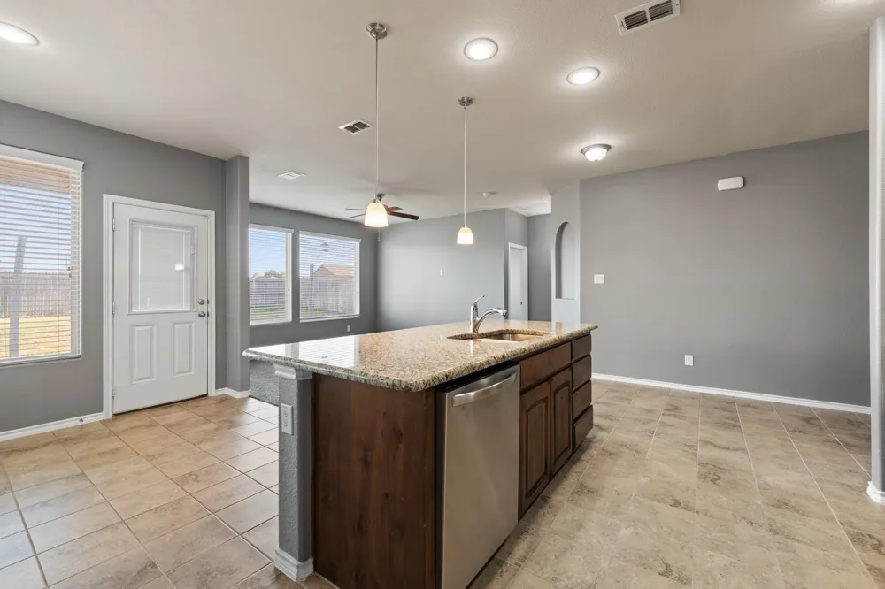 1105 Sierra Blanca Drive Fort Worth, TX 76028