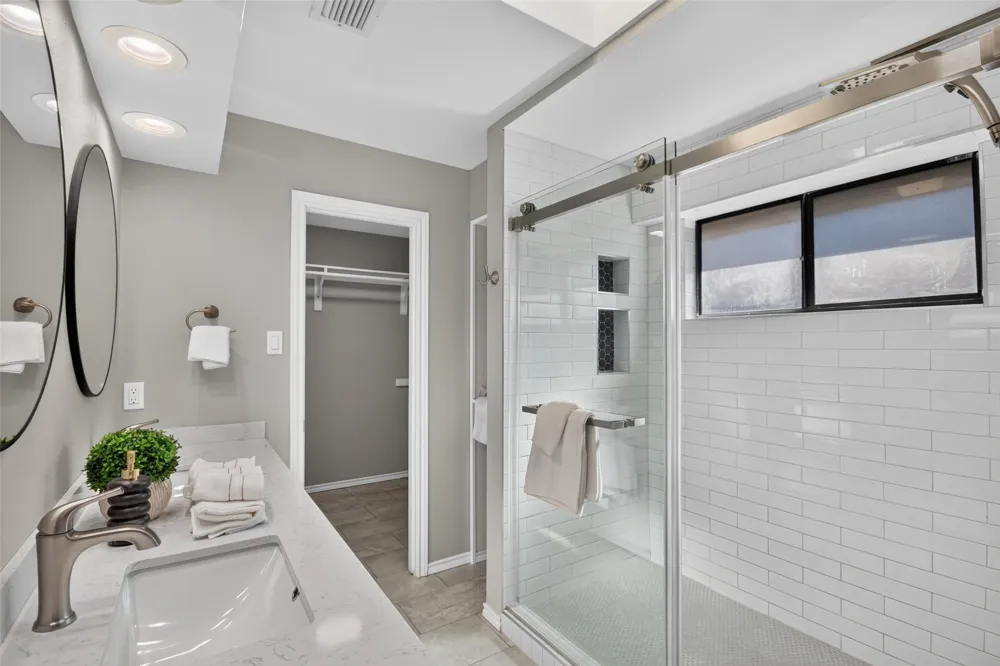 9107 Sweetwater Drive Dallas, TX 75228
